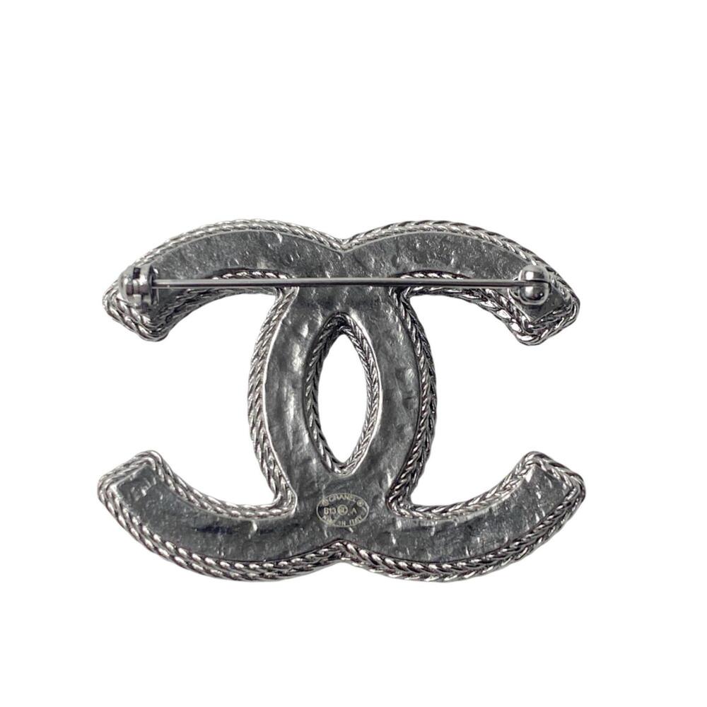 CHANEL Authentic Black Logo Brooch - Picture 2 of 7